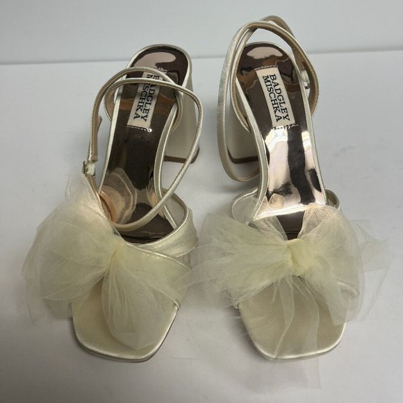 Badgley Mischka Womens Tess Sandal Ivory Size 5.5 M - Picture 3 of 6